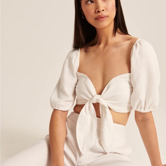 Abercrombie & Fitch Tops - NWOT Tie-Front Linen-Blend Puff Sleeve Top (L)